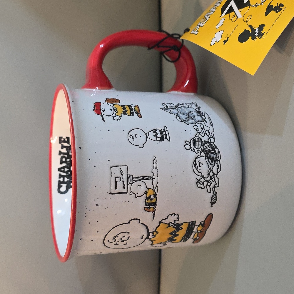 Peanuts Charlie Brown Character 21 oz stoneware mug NWT - Picture 3 of 6